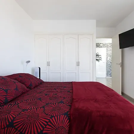 Atlantic Sunrise Apartment *